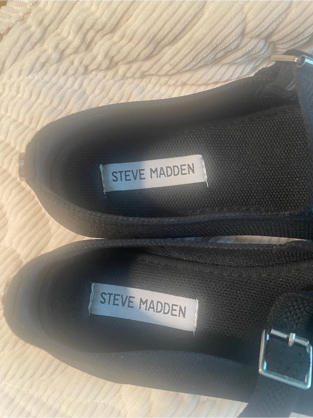 Steve Madden Black Knit Mary Jane Flats with Silver Buckles Size 8 NWOT - Picture 7 of 8